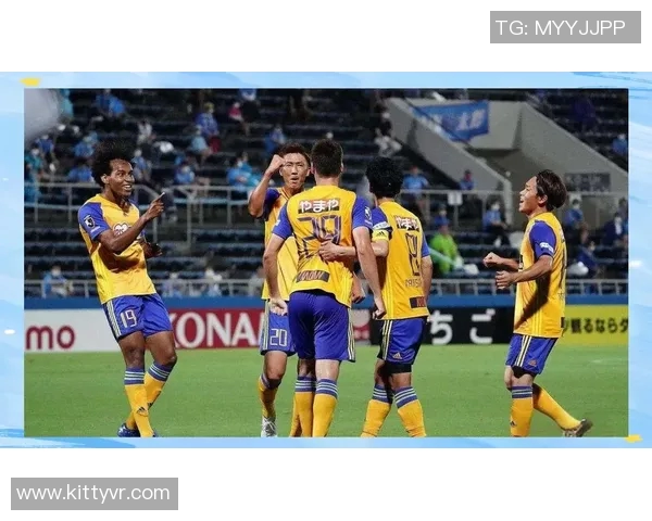 大分三神对战仙队精彩回顾与赛后分析展现足球魅力与团队精神 大分三神对战仙队精彩回顾与赛后分析展现足球魅力与团队精神