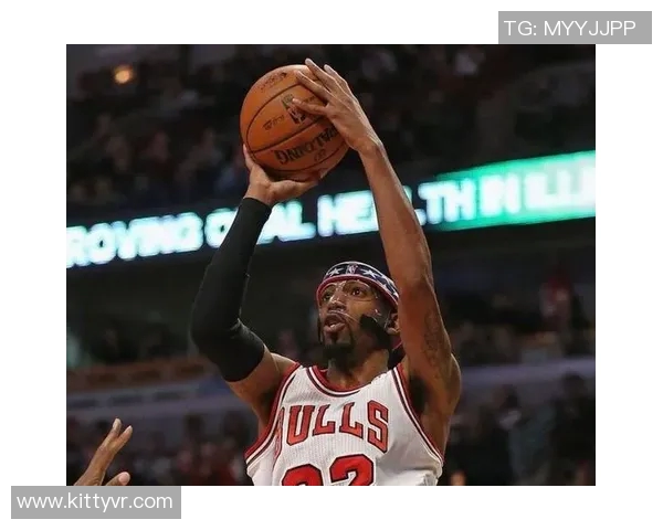 扎克拉文的篮球之路：从新秀到全明星的成长历程与挑战