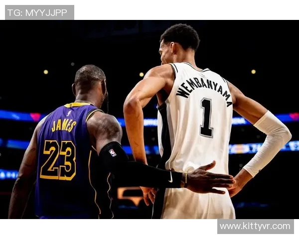 湖人对阵马刺精彩比赛录像回放及精彩瞬间分析