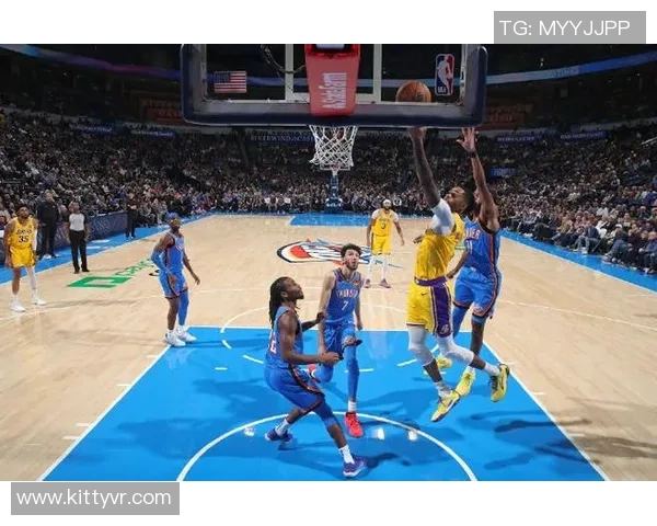 湖人对决雷霆精彩文字直播全程跟进与赛况分析