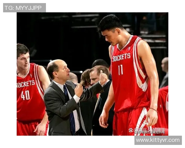 火箭与小牛激战回顾：14-15赛季精彩对决与关键时刻分析