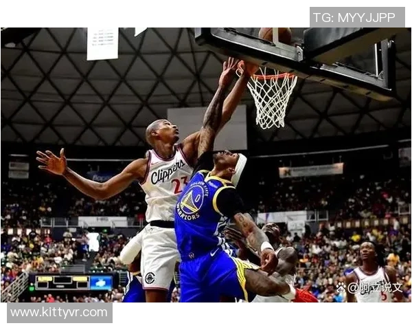 勇士与热火激战正酣精彩瞬间回顾与分析尽在QQ国语直播中