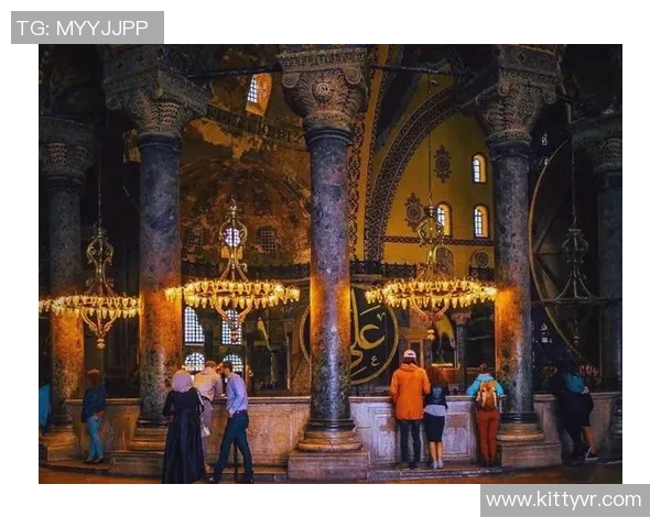 巴黎与伊斯坦堡的文化交融与历史碰撞之旅