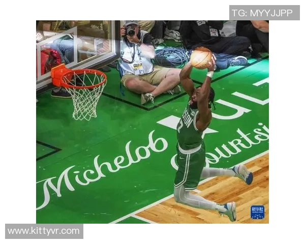 NBA季后赛精彩对决骑士队挑战凯尔特人队争夺总冠军席位 NBA季后赛精彩对决骑士队挑战凯尔特人队争夺总冠军席位