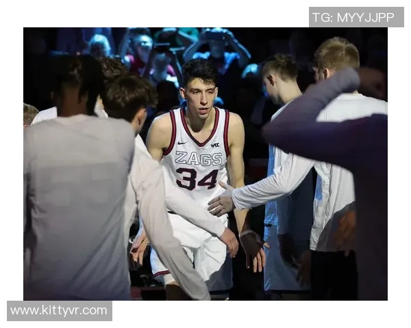 切特霍姆格伦的篮球之路与未来潜力探讨