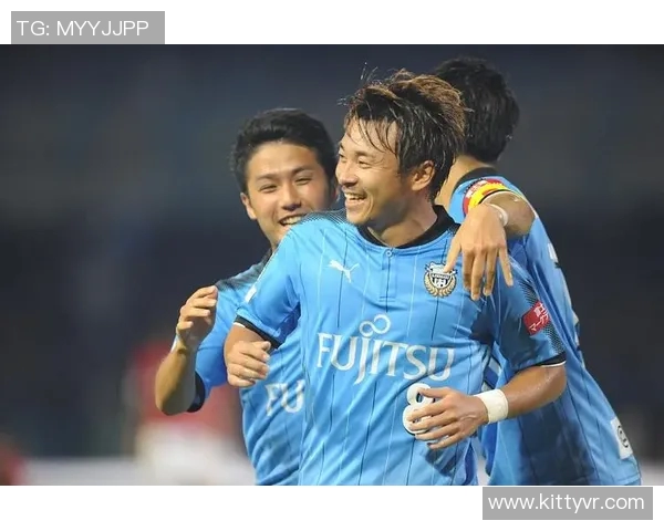 山口雷法与磐田喜悦的激烈对决揭示了日本足球的魅力与竞争力 山口雷法与磐田喜悦的激烈对决揭示了日本足球的魅力与竞争力