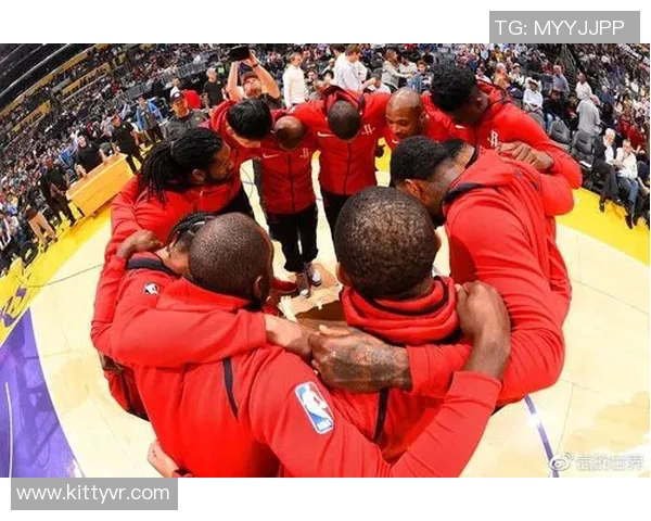 重庆篮球队在全国锦标赛中的团队协作表现分析与点评