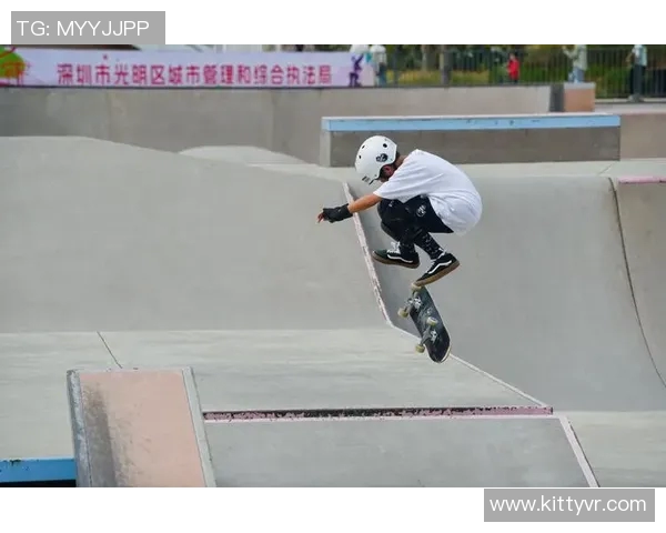 深圳滑板队边路渗透战术解析与实战应用探讨